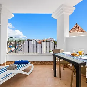 cosy-apartment-la-caleta.adeje-hotels.com/