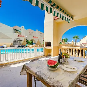 mareverde-apartment.adeje-hotels.com/